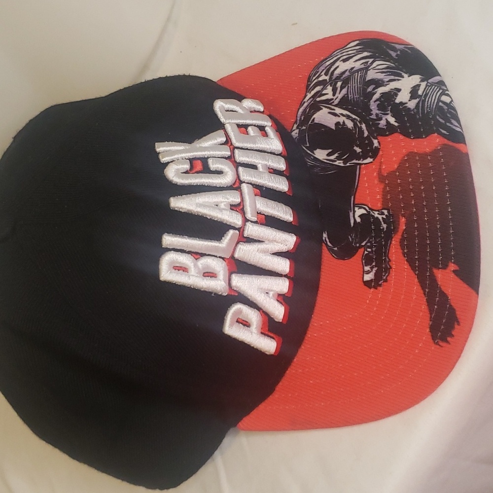 Black Panther Shadow Logo Brim Graphic Marvel Comics Snapback Baseball Cap Hat